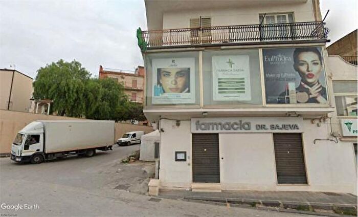 Appartamento trilocale in affitto in Favara