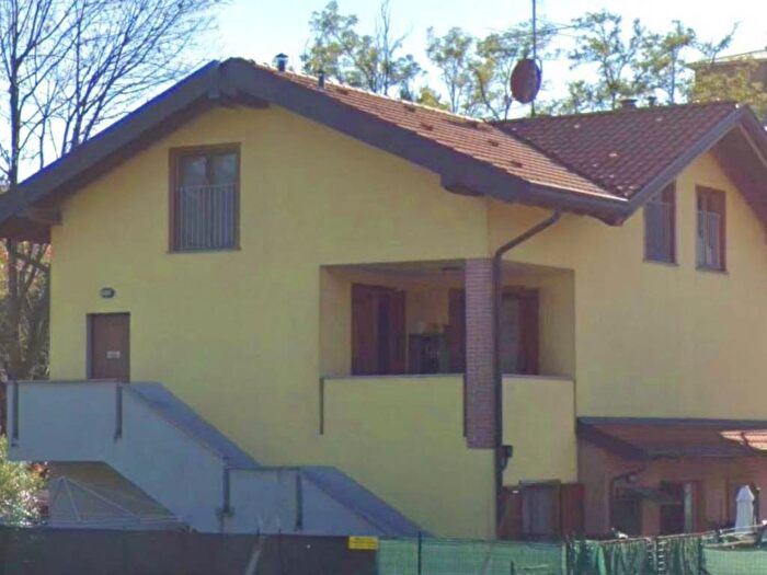 Appartamento monolocale in affitto in Via Lecco, Centro, Appiano Gentile