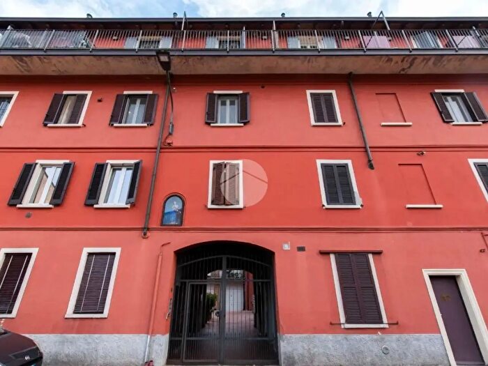 Appartamento monolocale in affitto in Via Cusago, Milano