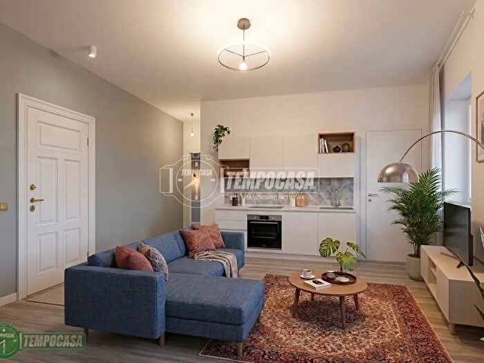 Appartamento trilocale in vendita in Via Privata Flumendosa, Milano