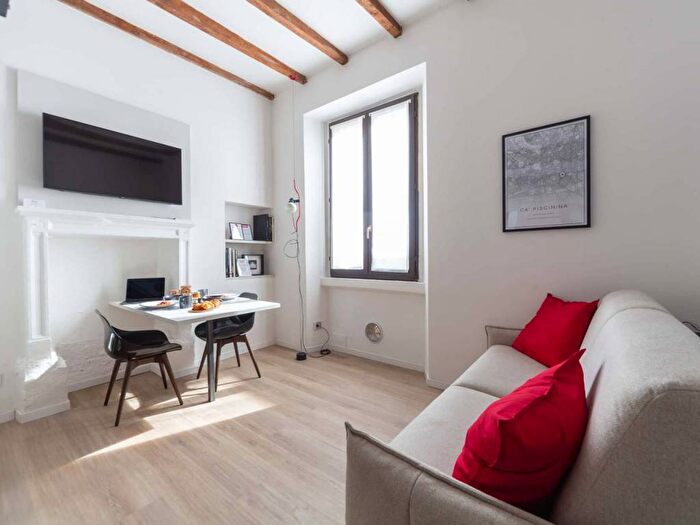 Appartamento monolocale in affitto in Via Antonio Fogazzaro, Montenero, Milano