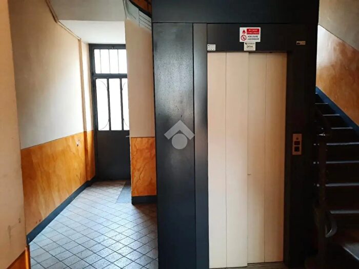 Appartamento trilocale in vendita in Piazza Bozzolo Camillo, Torino