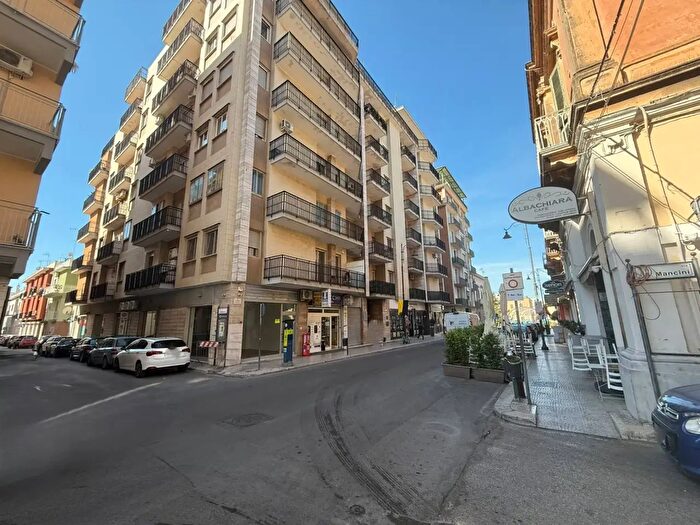 Appartamento con 5 locali in vendita in Corso Italia, Massafra