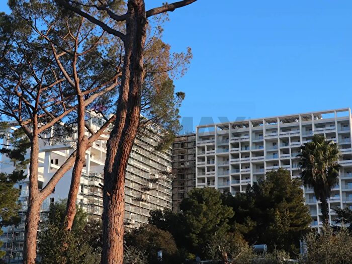 Appartamento con 5 locali in vendita in Via Gino Strada, Bari