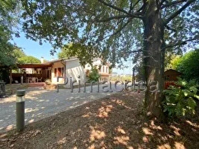 Casa con 6 locali in vendita in Via Caorliega, Mirano