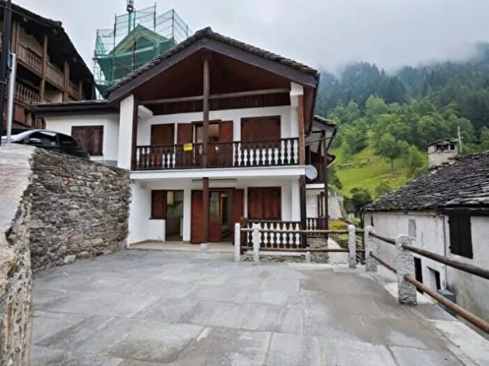 Casa con 7 locali in vendita in Rima Alto Sermenza Vercelli Piemonte Italia, Alto Sermenza