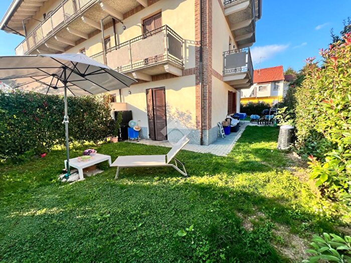 Appartamento bilocale in vendita in Via Roma, BovisioMasciago