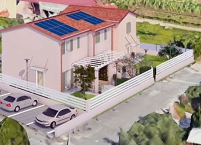 Casa quadrilocale in vendita in Castelnuovo Magra