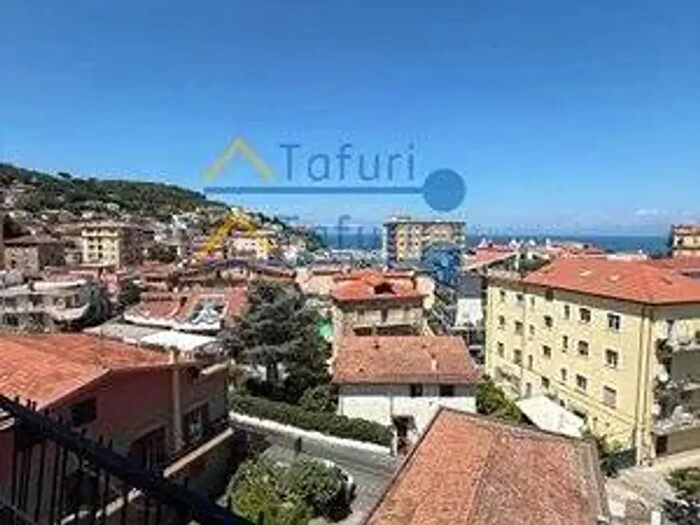 Appartamento trilocale in vendita in Via Giosuè Carducci, Agropoli