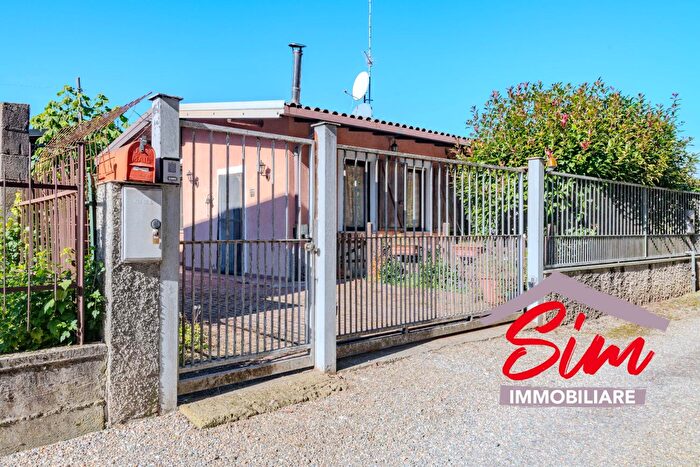 Case in Vendita e in Affitto - 2