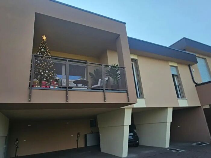 Appartamento trilocale in vendita in Via Cherubina, Sona