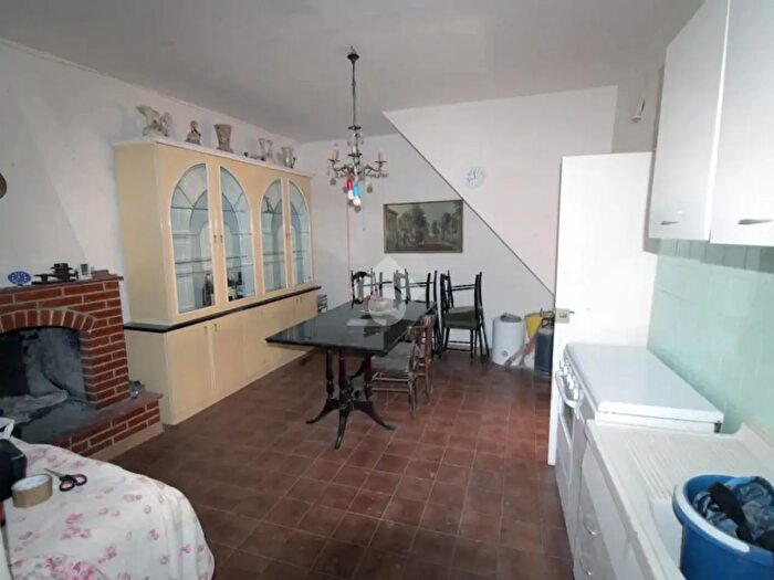 Appartamento trilocale in vendita in Via Due Archi, Poggio Catino