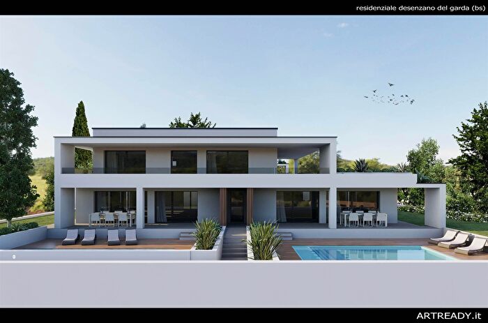 Appartamento con 5 locali in vendita in Via Rimembranze, Desenzano Del Garda