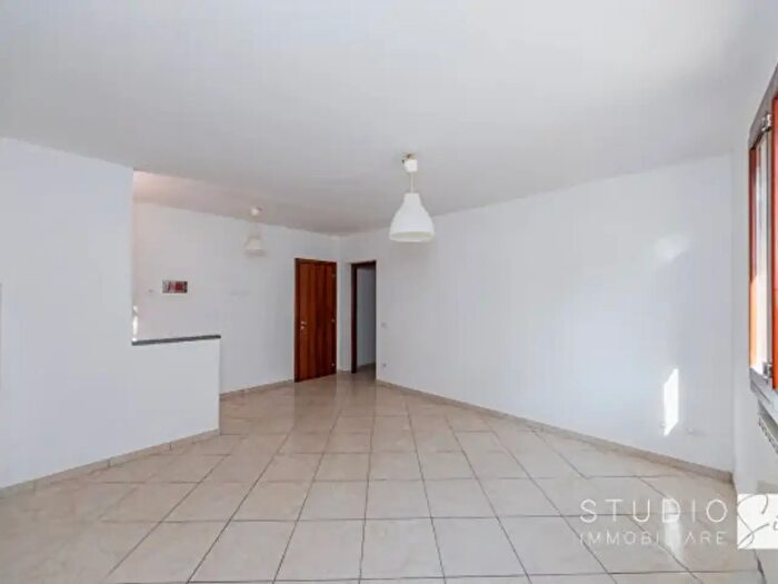 Appartamento quadrilocale in vendita in Via Giuseppe Giusti, Montale
