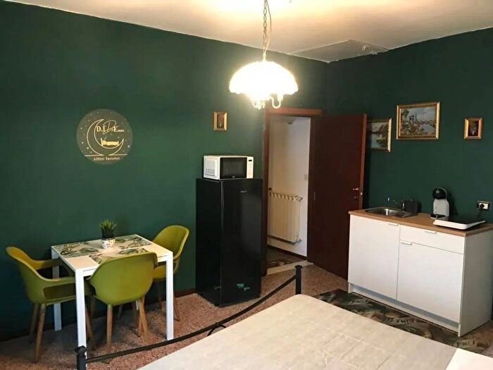 Appartamento bilocale in affitto in Piazza San Giorgio, Centro, Sarzana