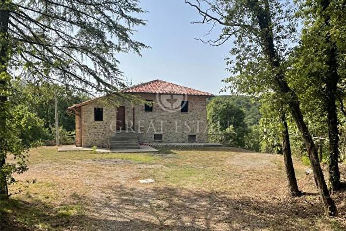 Casa con 6 locali in vendita in Citta Della Pieve