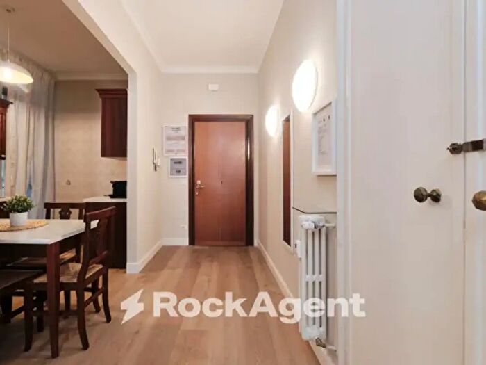 Appartamento quadrilocale in vendita in Via Michele di Lando, Roma