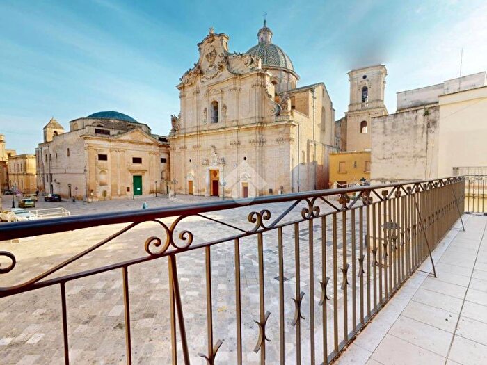 Casa quadrilocale in affitto in SPIAZZO MATRICE, Francavilla Fontana