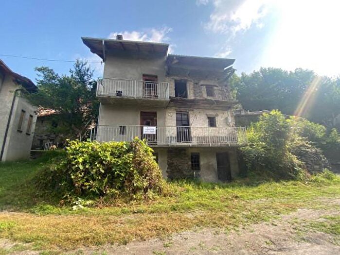 Casa quadrilocale in vendita in Borgata Ciarriere, Villar Perosa