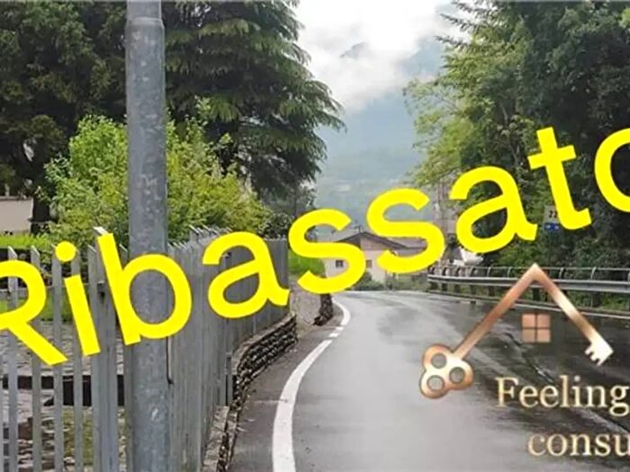 Appartamento bilocale in vendita in Via IV Novembre, SantOmobono Terme