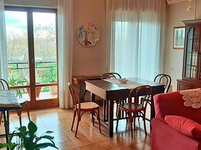 Appartamento quadrilocale in vendita in Via Lungo Aron, Cetraro