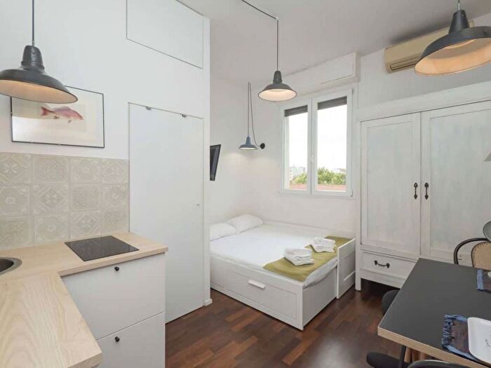 Appartamento in affitto in Via Francesco Londonio, Paolo Sarpi, Milano