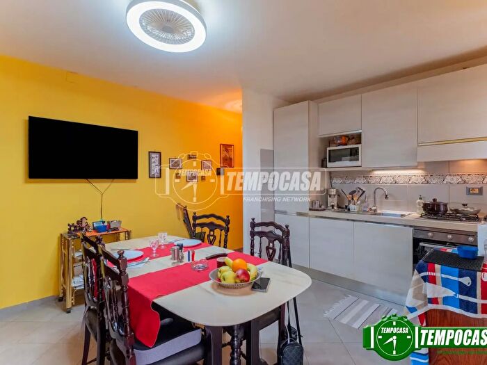 Appartamento trilocale in vendita in Via Cascina Barocco, Milano