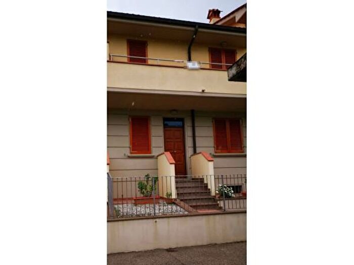 Casa trilocale in vendita in Montevarchi