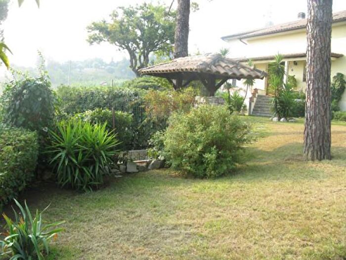 Casa con 6 locali in vendita in Via Coste, Castelbellino