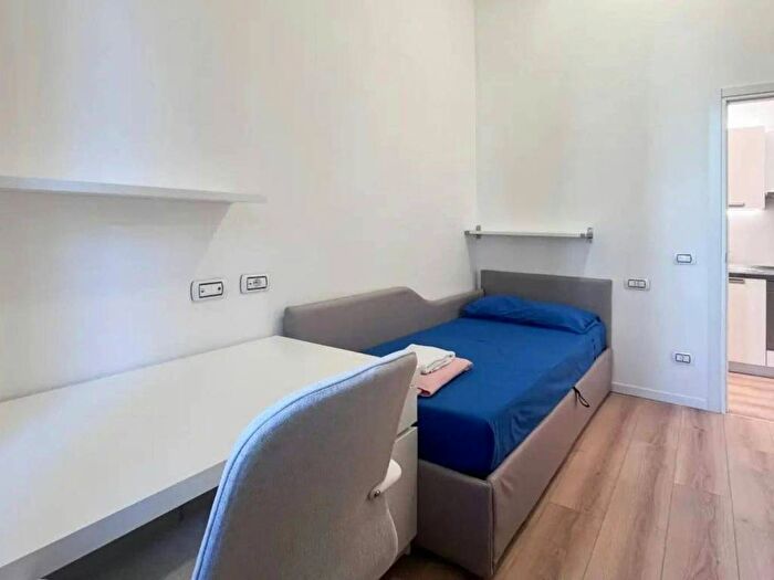 Appartamento quadrilocale in affitto in Via Bramantino, Certosa, Milano