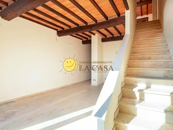Casa quadrilocale in vendita in Figline e Incisa Valdarno