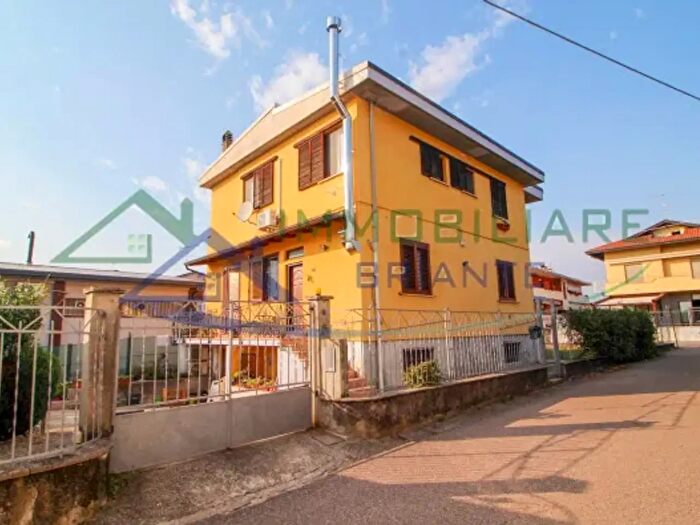 Appartamento trilocale in vendita in Via del Galbino, Cardano Al Campo