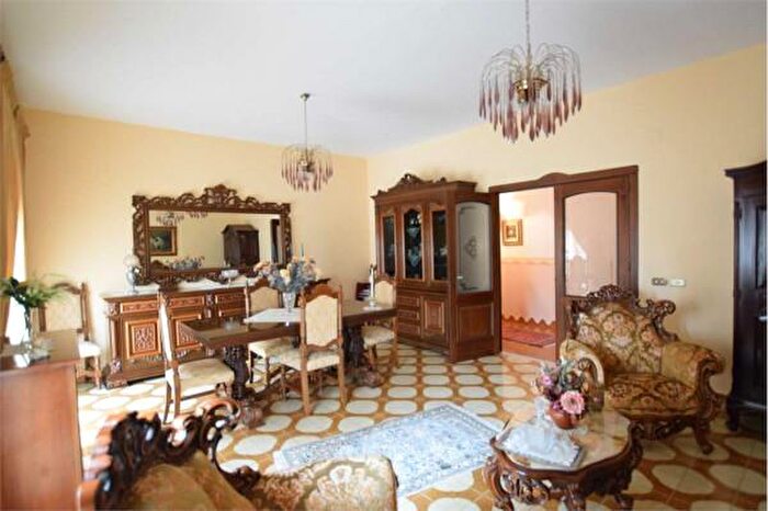 Appartamento quadrilocale in vendita in Via, Favara