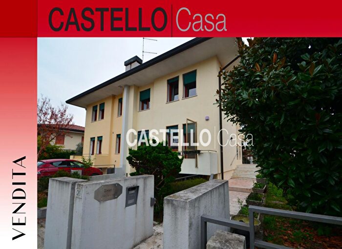 Casa con 5 locali in vendita in Via Vinci, Castelfranco Veneto