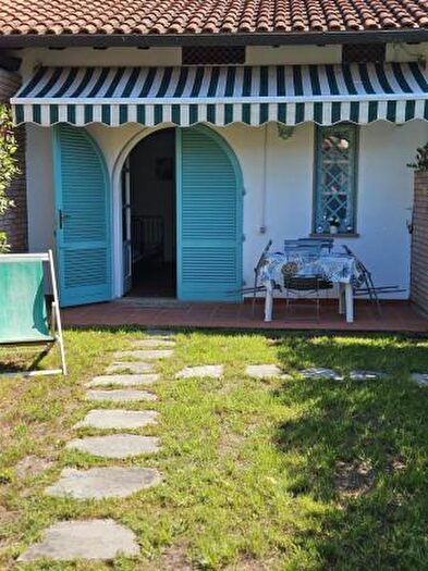 Casa bilocale in affitto in Montignoso