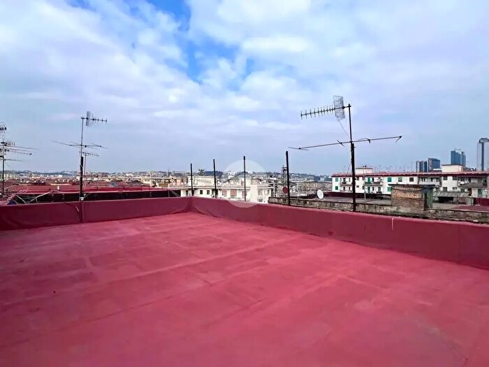 Appartamento bilocale in vendita in Via Torino, Napoli