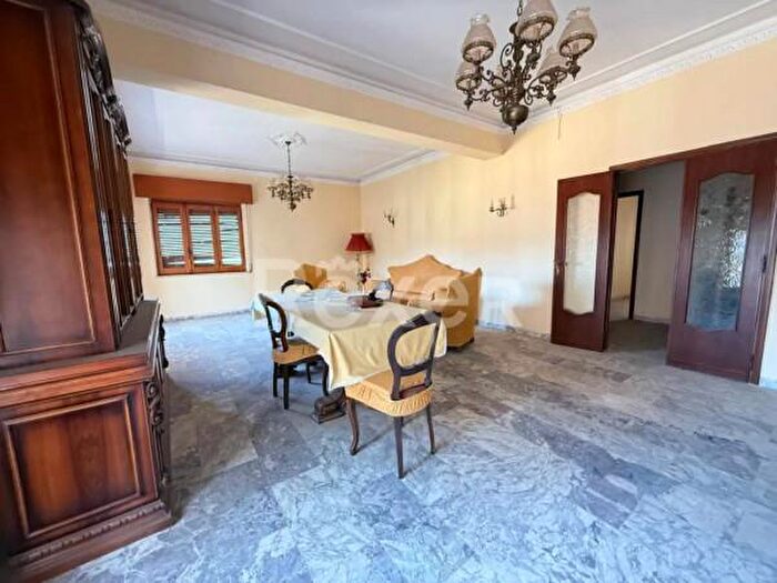 Appartamento con 5 locali in vendita in Via Borrace alla Caserma, Reggio Calabria