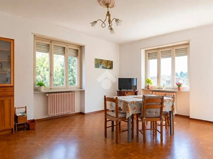 Appartamento trilocale in vendita in Via Bert, Torre Pellice