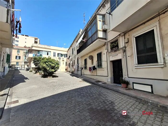 Appartamento bilocale in affitto in Via Placida, Messina