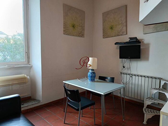 Appartamento trilocale in affitto in Via dei Sabelli, San Lorenzo, Roma