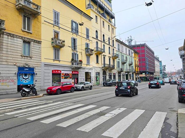 Appartamento bilocale in affitto in Via Carlo Farini, Isola, Milano