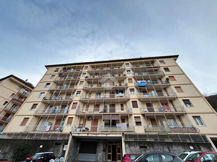 Appartamento bilocale in vendita in Via Elia Bernardini, Genova