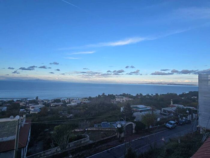 Casa quadrilocale in affitto in Via Pannella, Lacco Ameno