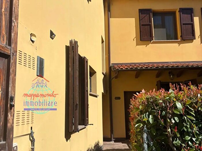 Appartamento bilocale in vendita in Via della Pace, Sala Bolognese