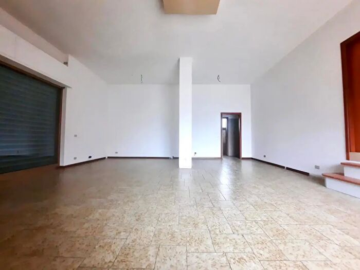 Appartamento trilocale in vendita in Via V Bachelet, San Giorgio Piacentino