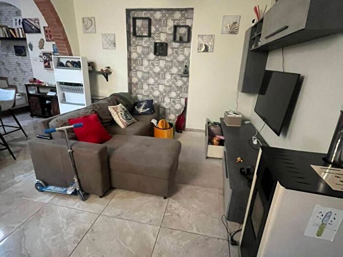 Casa con 5 locali in affitto in Viale XX Settembre, Centro, Carrara