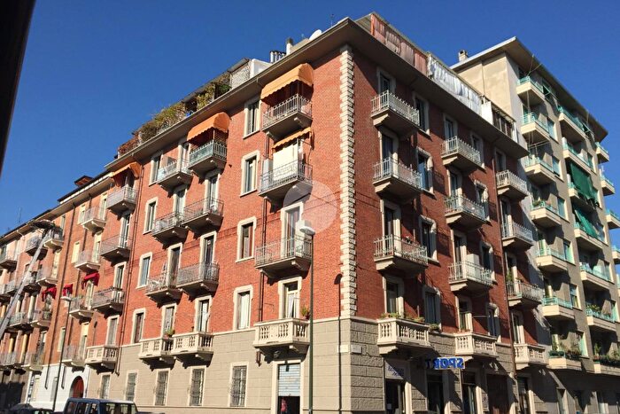 Appartamento bilocale in vendita in Via Issiglio, Torino