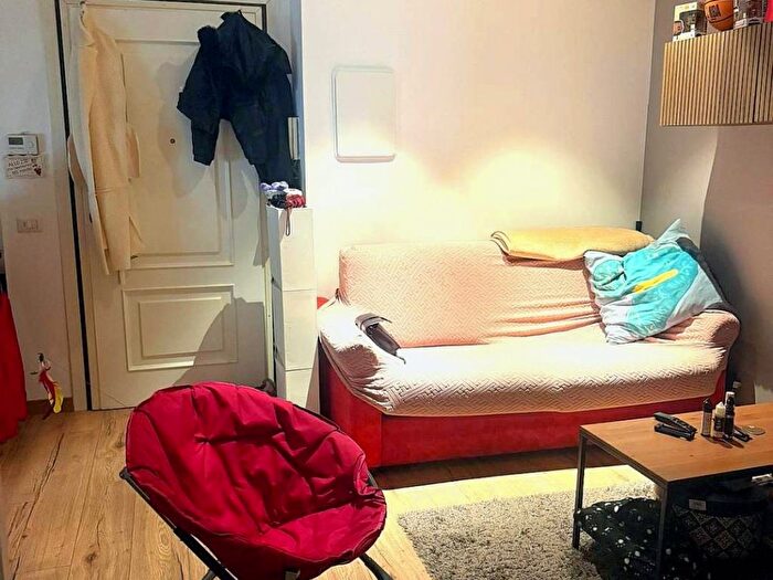 Appartamento bilocale in affitto in Via Gradoli, Tomba di Nerone, Roma