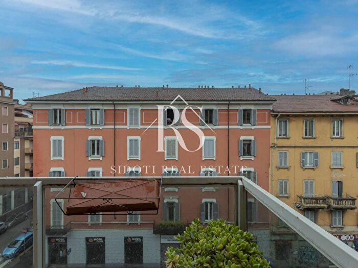 Appartamento bilocale in affitto in Via Carlo Farini, Farini, Milano