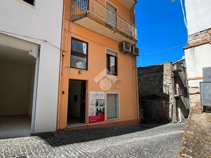 Appartamento bilocale in vendita in Via Canonico Sanna, Baunei